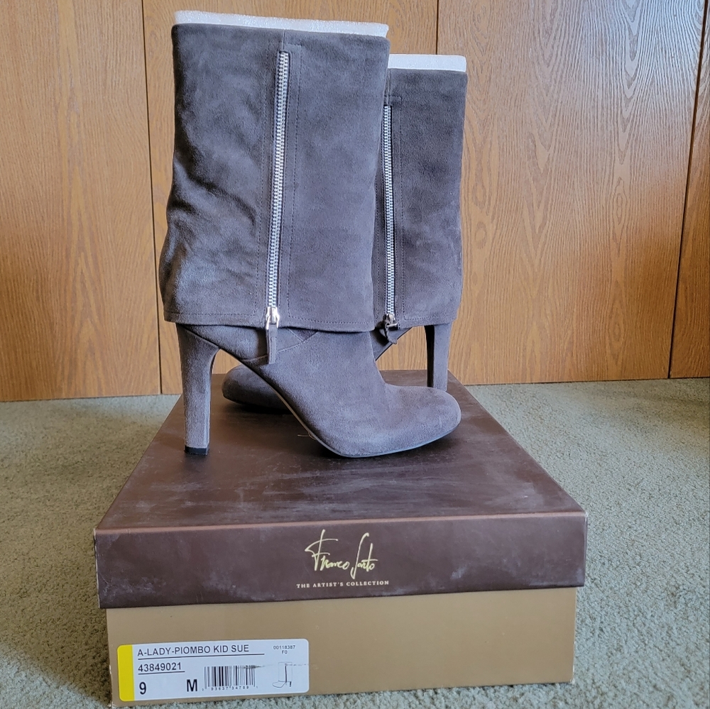 Suede fold over heel boots